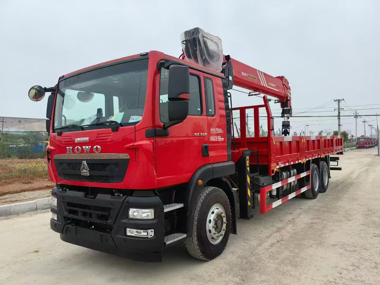 重汽豪沃TX后八輪隨車吊