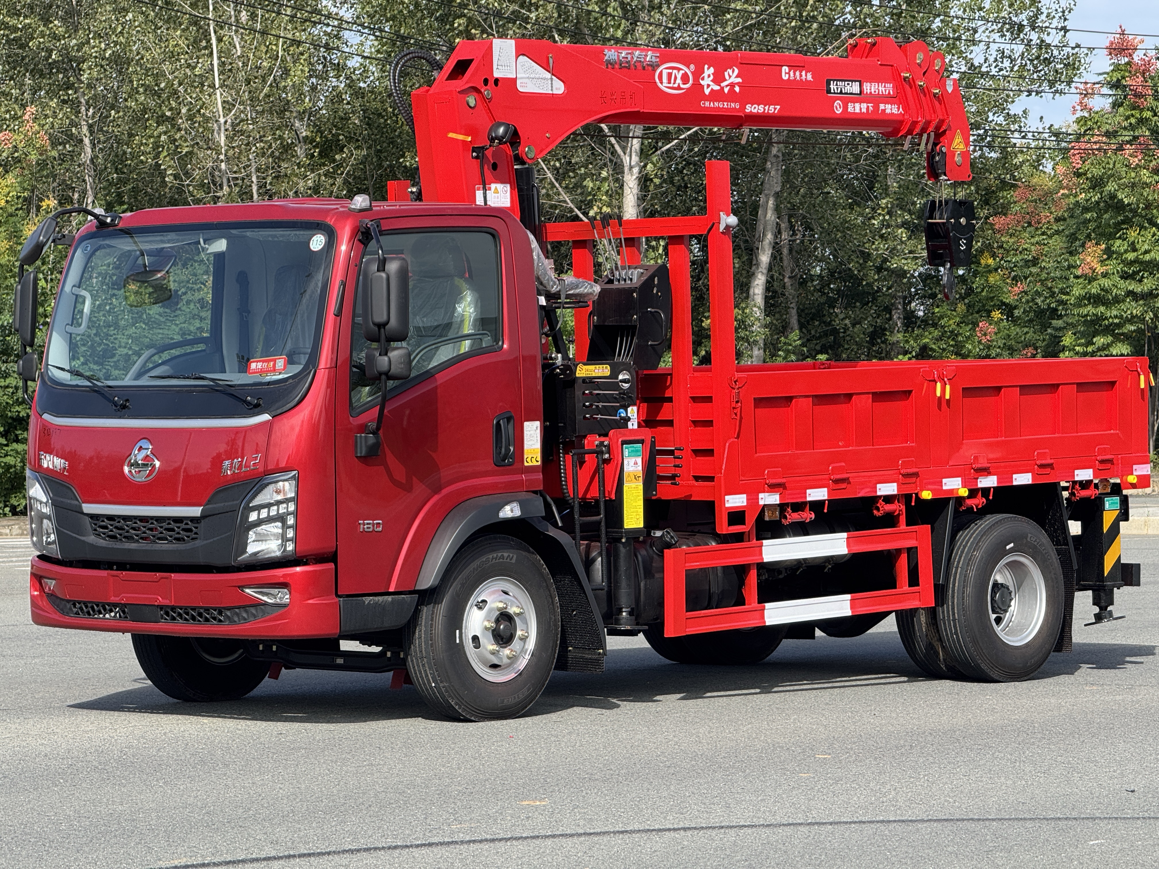 乘龍L2藍牌隨車吊